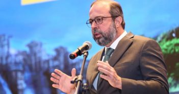 Ministros defendem que mais etanol na gasolina terá efeito positivo na inflação